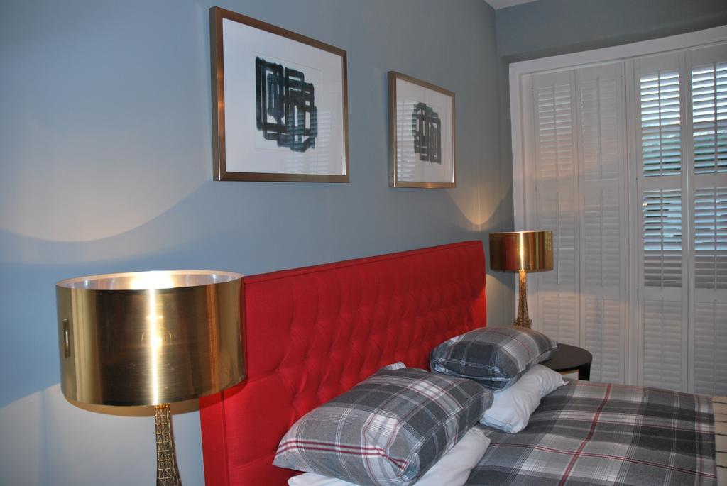 Montpellier House Bed & Breakfast Newport Pagnell Exterior photo